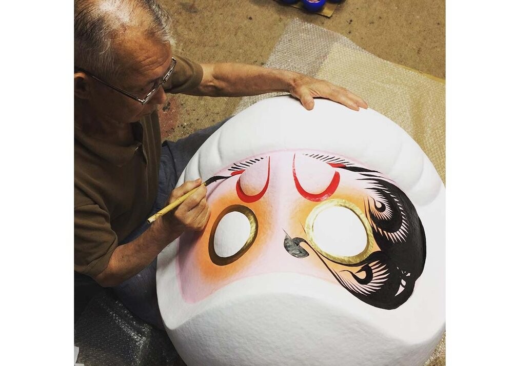 © Yoshida Daruma, Painting Daruma