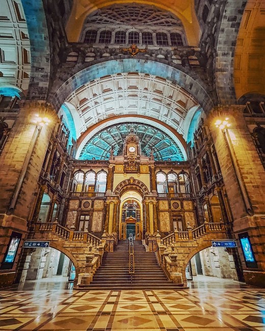 Visit 10 Most Beautiful Train Stations In The World