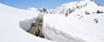 Visit Tateyama Kurobe Alpine Route – The Stunning Snowy “Roof Of Japan”