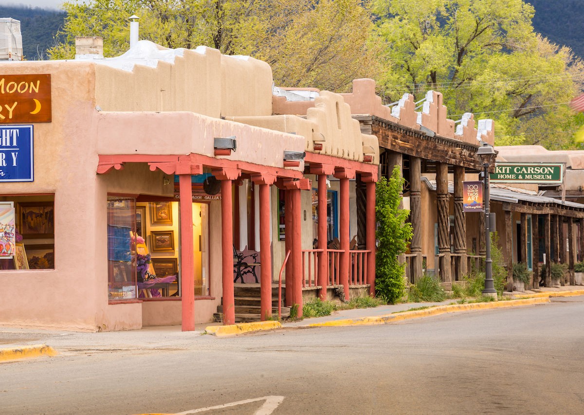 discover the most alluring mountain towns in the us