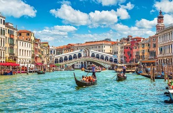The Most Wonderful Canal Cities In The World