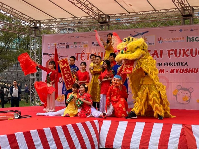 about 7000 people drawn to tet festival 2020 in japans fukuoka prefecture