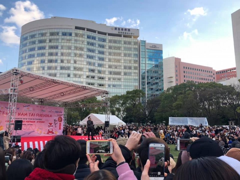 about 7000 people drawn to tet festival 2020 in japans fukuoka prefecture