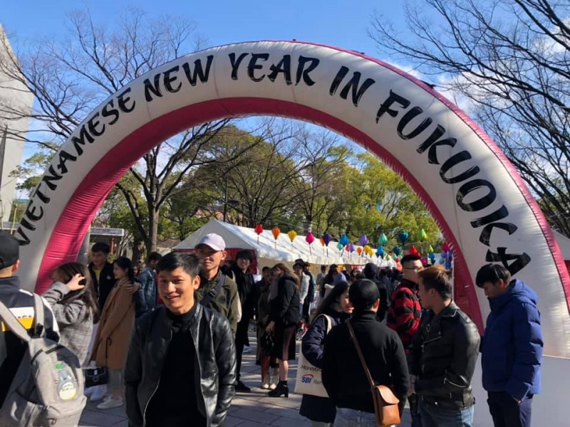 about 7000 people drawn to tet festival 2020 in japans fukuoka prefecture