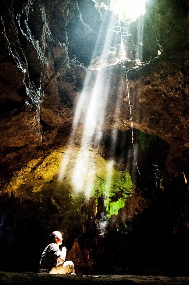 two ninh binhs caves introduced by korean television