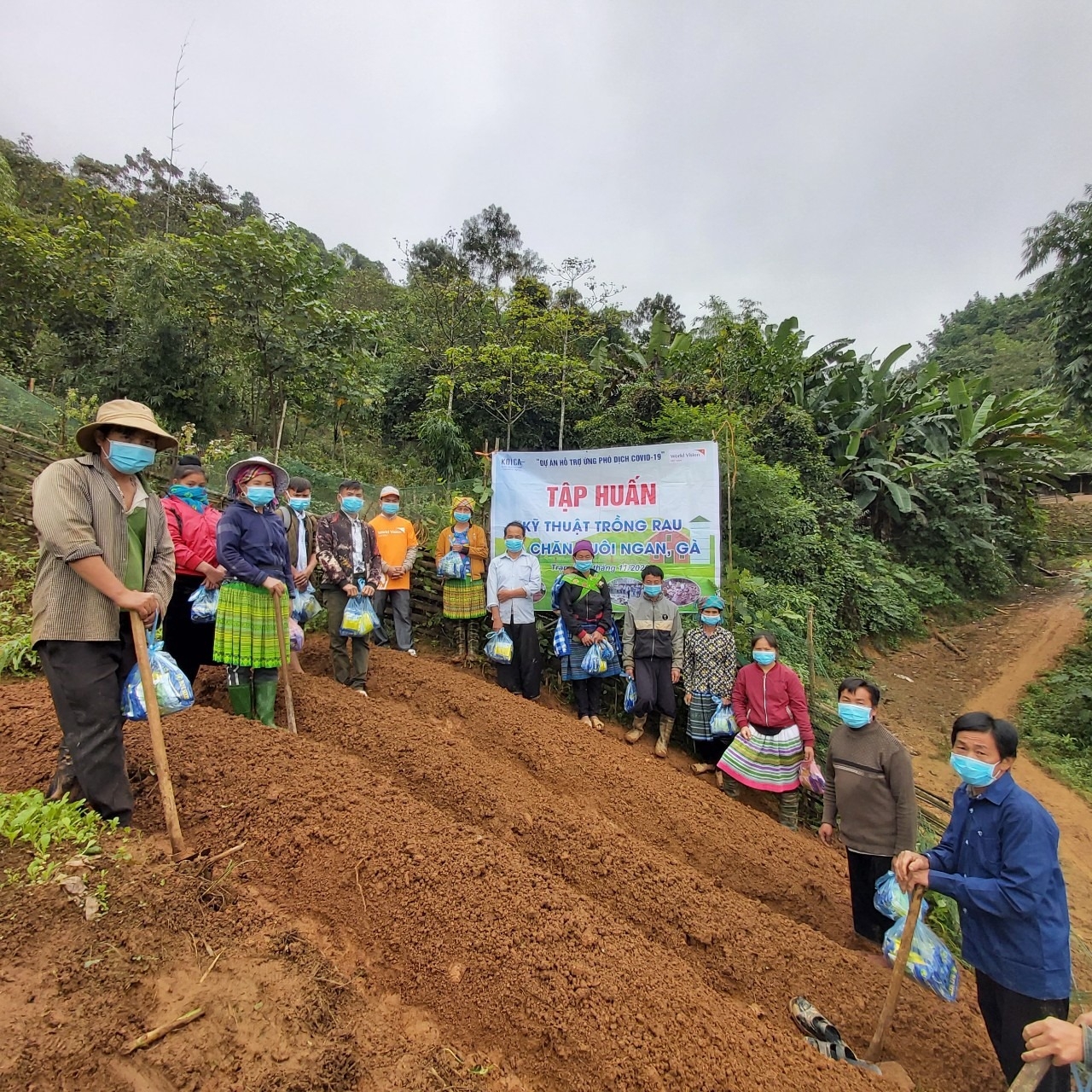 World Vision Vietnam continues to provide more aid for vulnerable