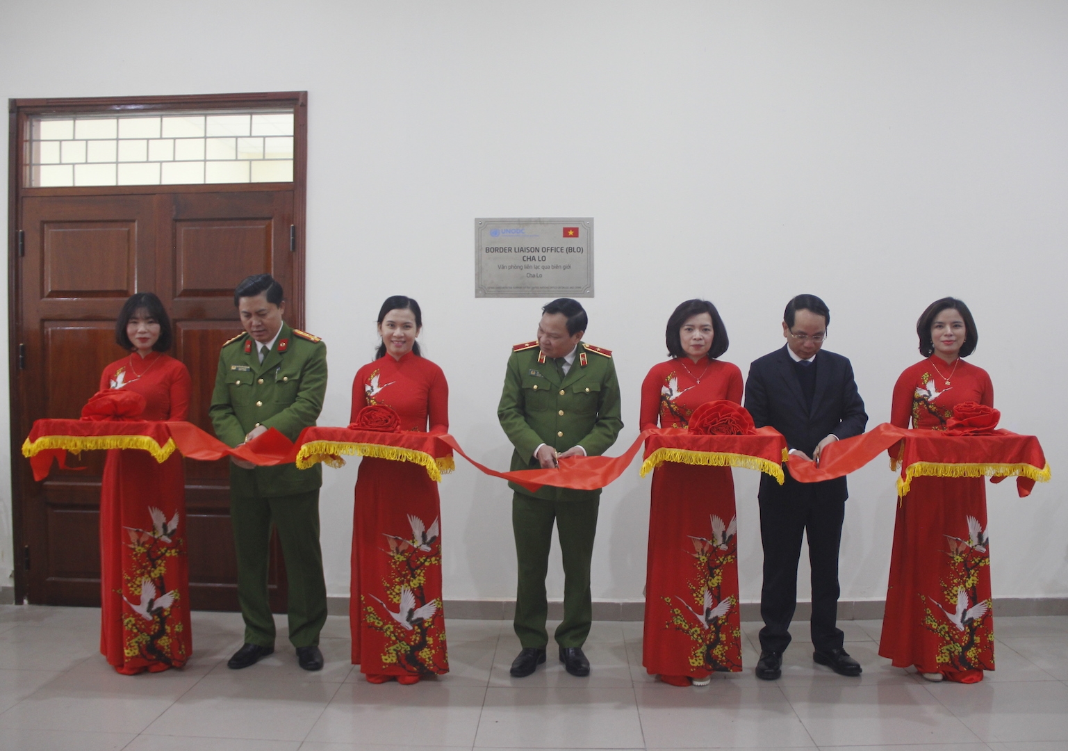 unodc border liaison office opens in quang binh