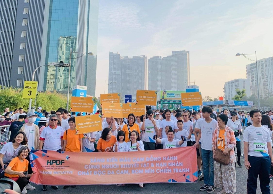 Orange initiative at hcmc marathon 2021