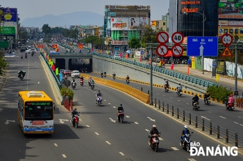 da nang leaders meet expats living in the city ahead of tet