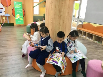 rok sponsored dream plus library launched at hanoi library