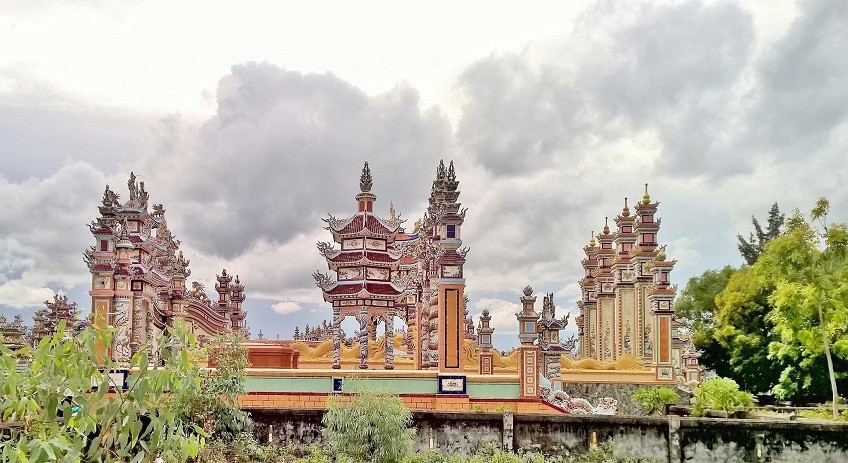 Get A Glimpse of Vietnam's City of Ghosts in Thua Thien Hue