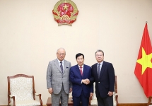 vietnam ready for new developments of covid 19 deputy prime minister