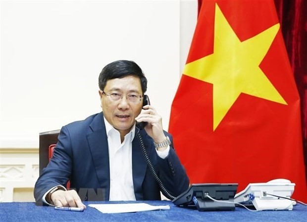 deputy pm fm holds phone talks with rok fm