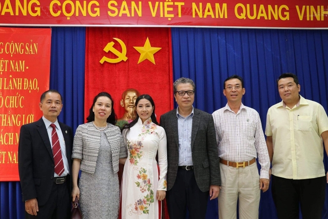 Overseas Vietnamese gather ahead of Lunar New Year