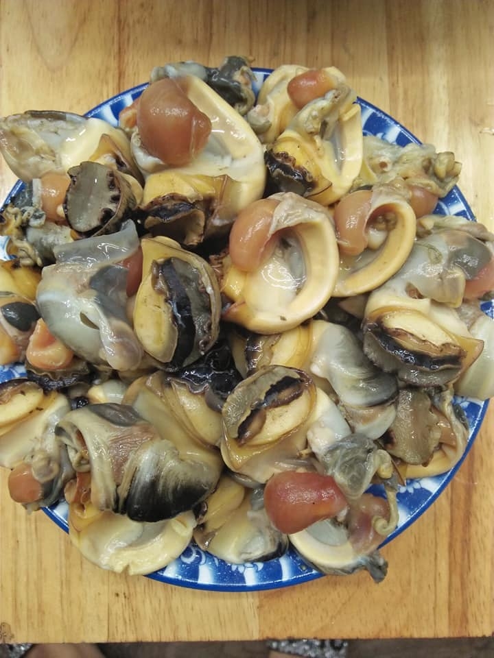 Try a bowl of hanoi snail rice noodle