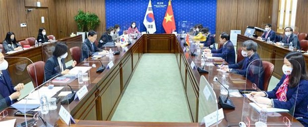 Vietnam, RoK to Elevate Ties to Comprehensive Strategic Partnership in 2022