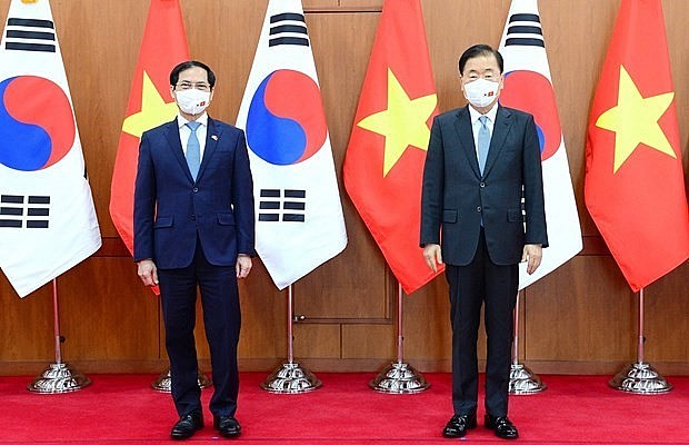 Vietnam, RoK Work to Elevate Ties