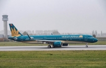 600 stranded european expats enabled to return home by vietnam airlines