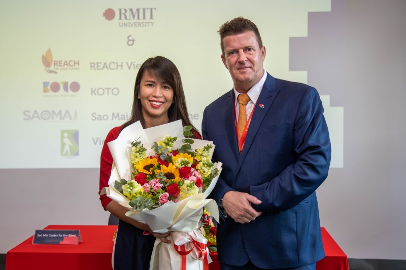 scholarship opportunity from rmit university for reach graduates