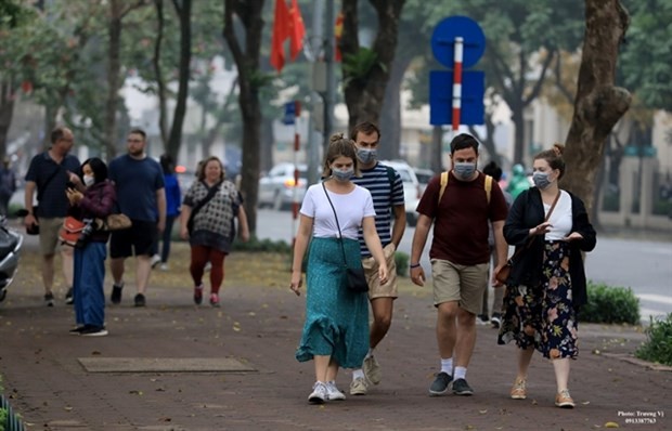 vietnam facilitates foreigners extend visas amid covid 19 outbreak spokeswoman