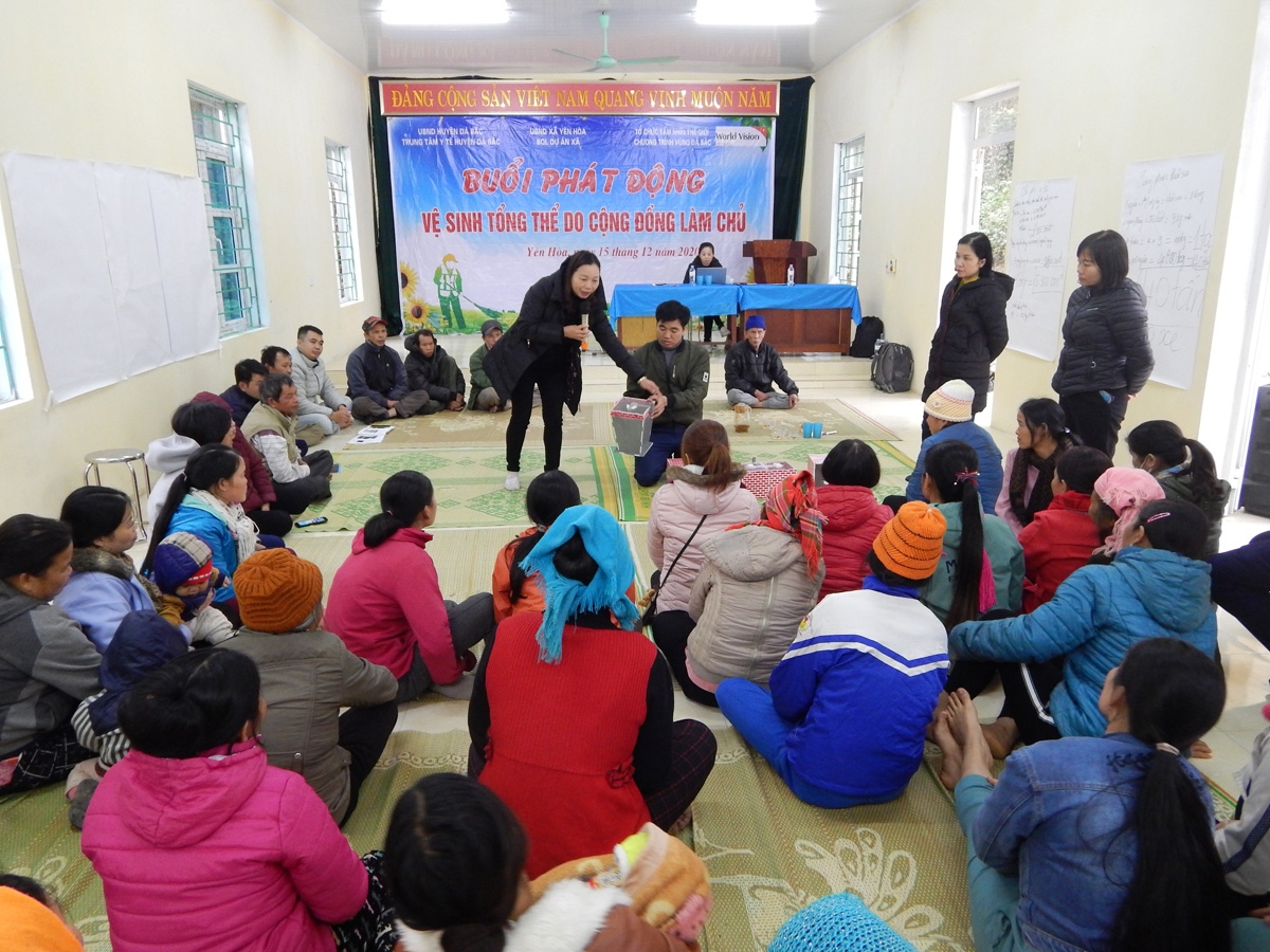 Community Led Total Sanitation Program launched in two Hoa Binh's communes