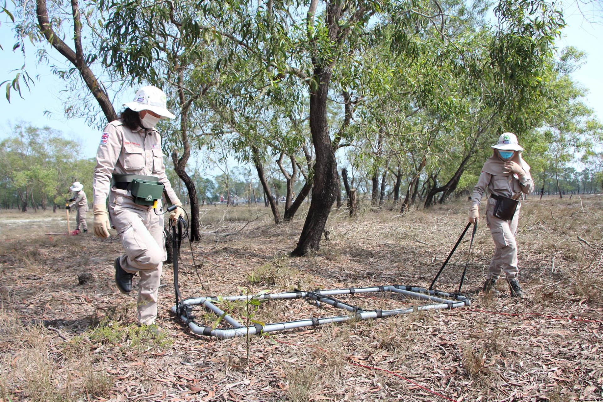 Quang Tri: Over 480 cluster munitions and EXOs safely destroyed