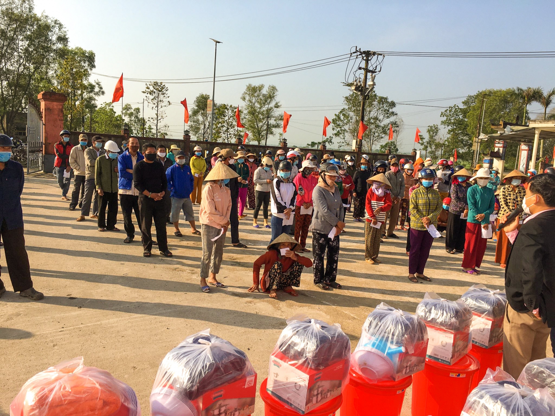 Thousands of flood hit locals in Quang Tri benefiting from EU aid