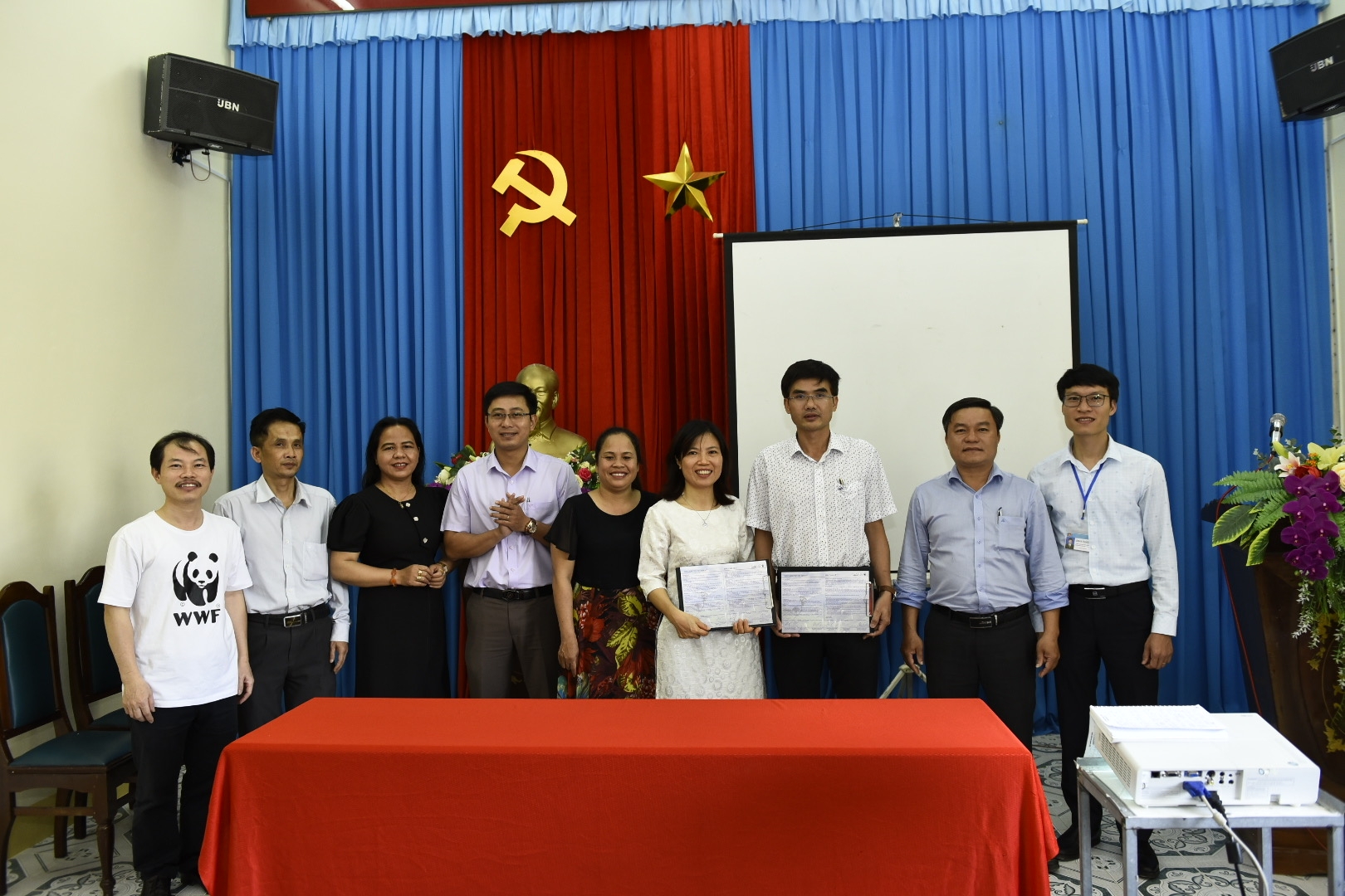 First mountainous district of Vietnam committed to participate in Plastic Smart Cities