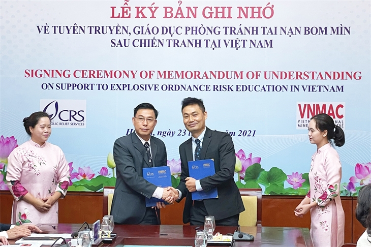 catholic relief services helps vietnam enhancing uxo risk education