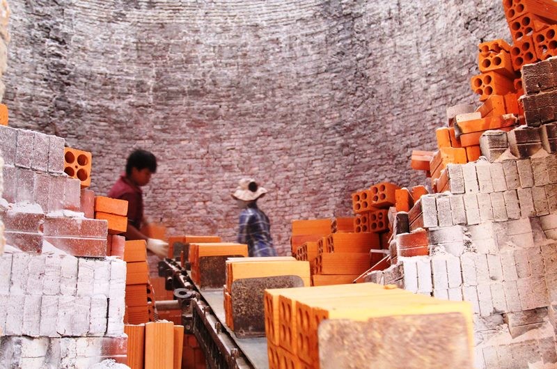 The Hundred-Year-Old Kingdom of Red Bricks in Vinh Long