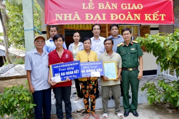 kufo hands over new houses for poor khmer households in kien giang