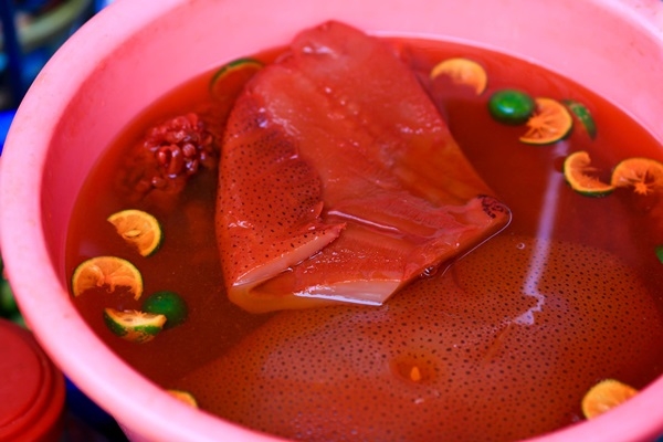 Are you a fan of sushi? If so, you should try raw red jellyfish salad