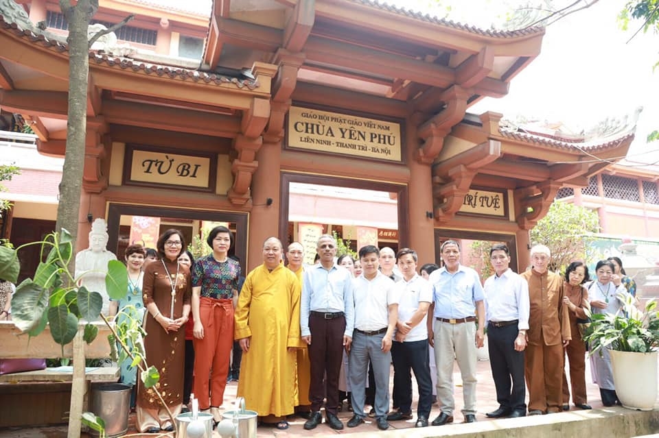 Hanoi plants Bodhi tree, symbol of Vietnam-India friendship