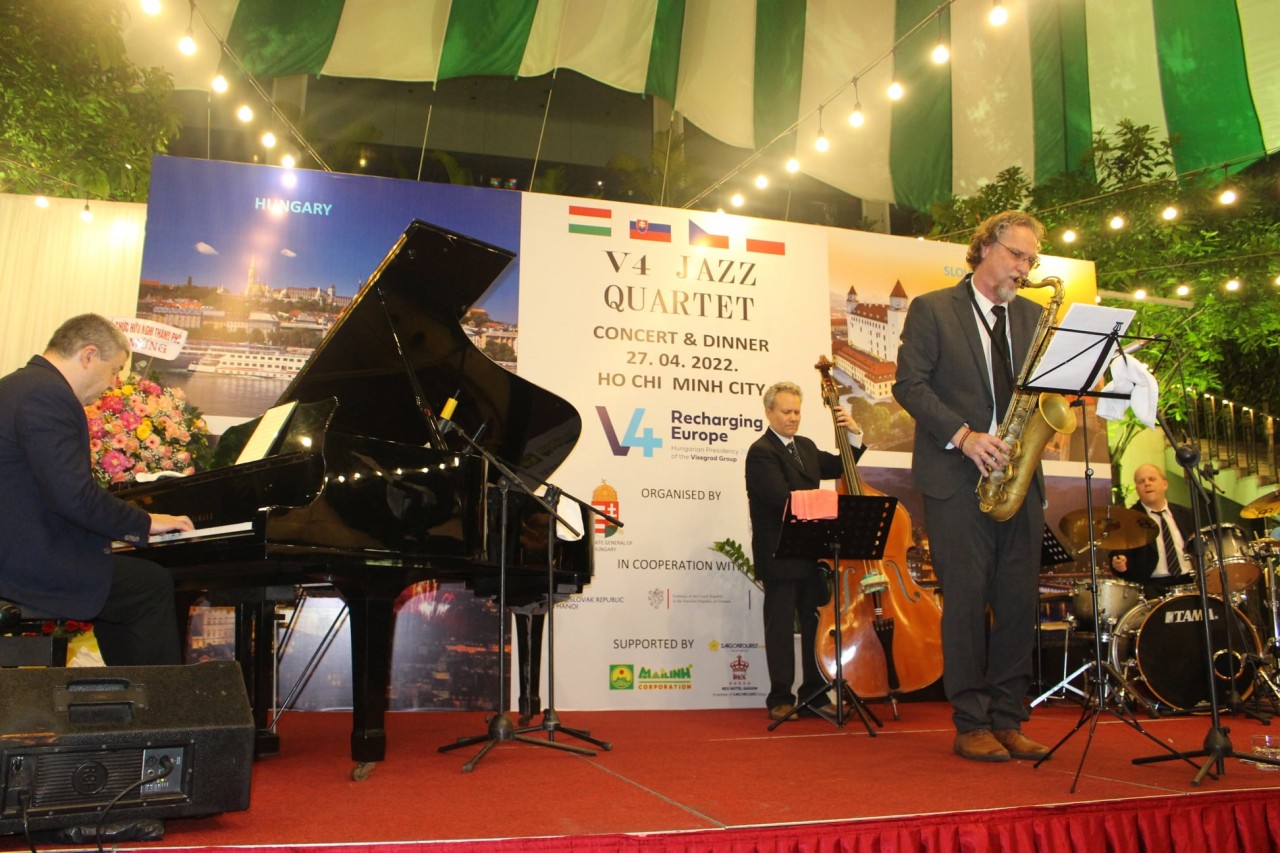 Concert of V4 Quartet Brings Central Europe Close to Vietnamese People