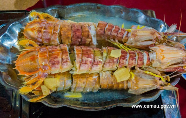 seafood specialties in ca mau mantis shrimp