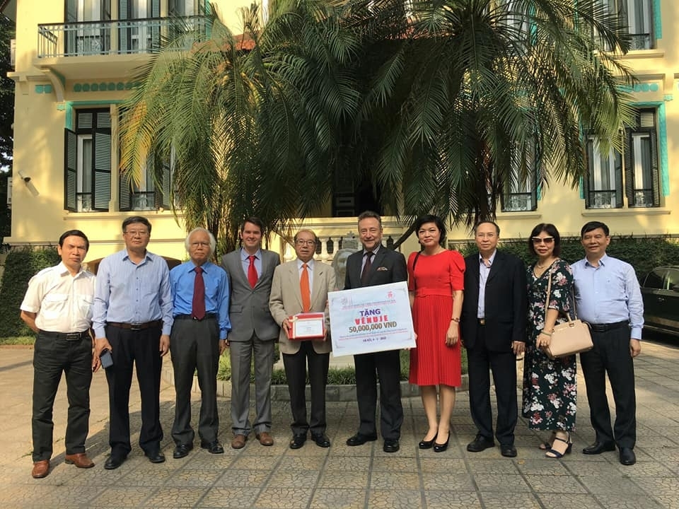 Timely-support amid COVID-19 helps strengthen Vietnam-Czech friendship