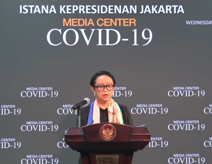 indonesian foreign minister urges all parties to respect international law in east sea