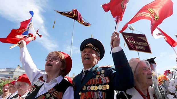 vietnamese leaders congratulate russian counterparts on victory day over fascism