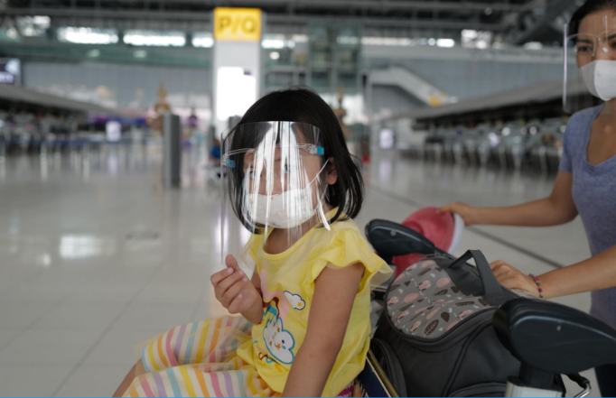 nearly 300 stranded vietnamese citizens brought home from thailand