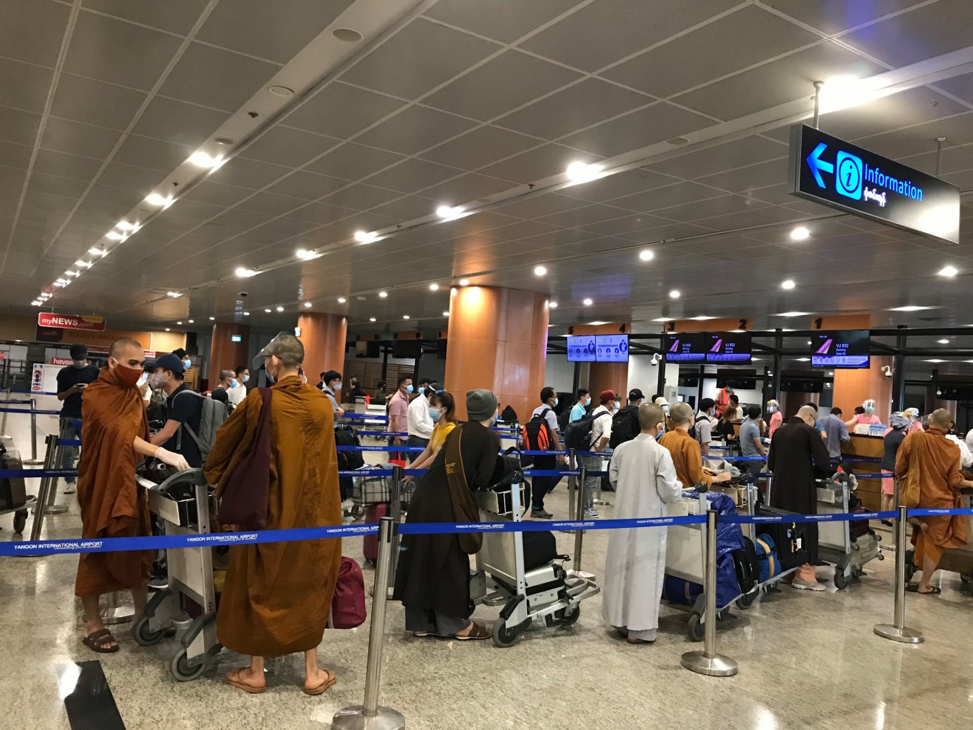 Extraordinary repatriation efforts to bring 240 stranded Vietnamese in Myanmar home