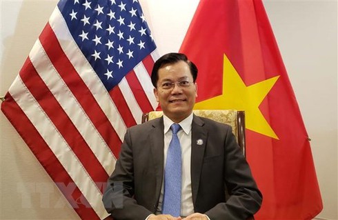 vietnam us look to stronger comprehensive partnership