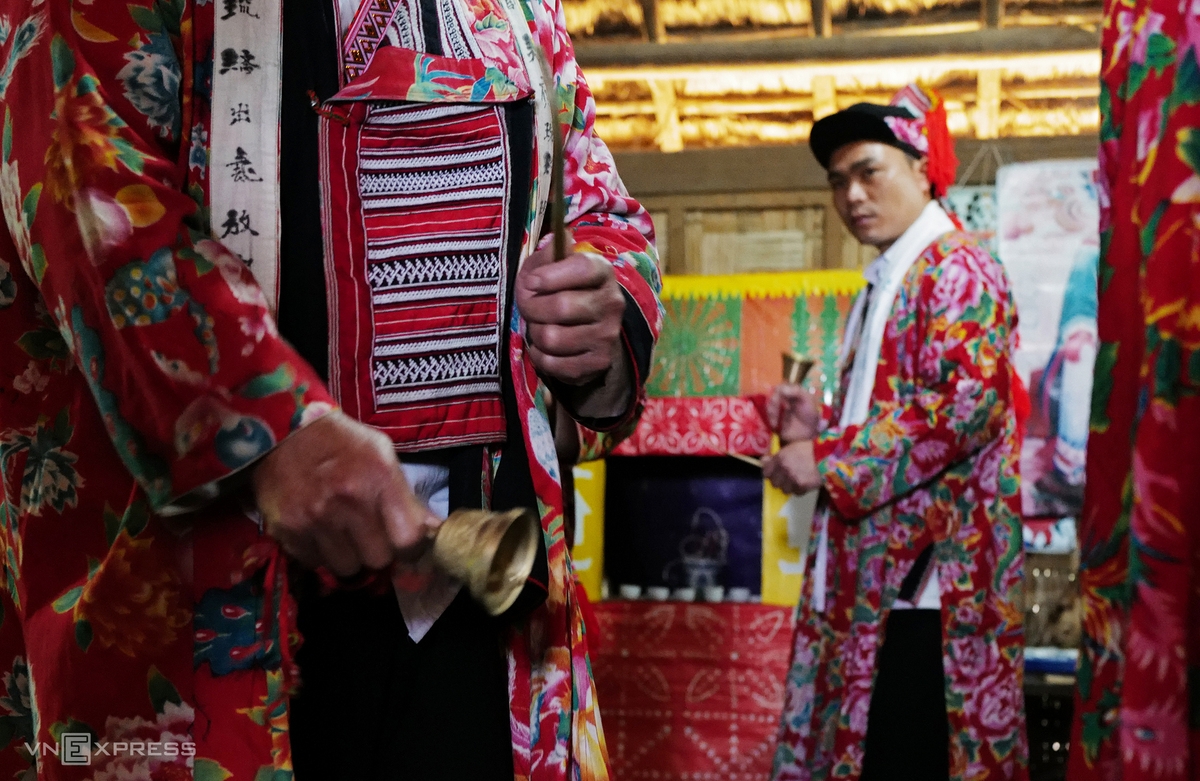 Ban Vuong festival of Dao ethnic group reenacted in Hanoi