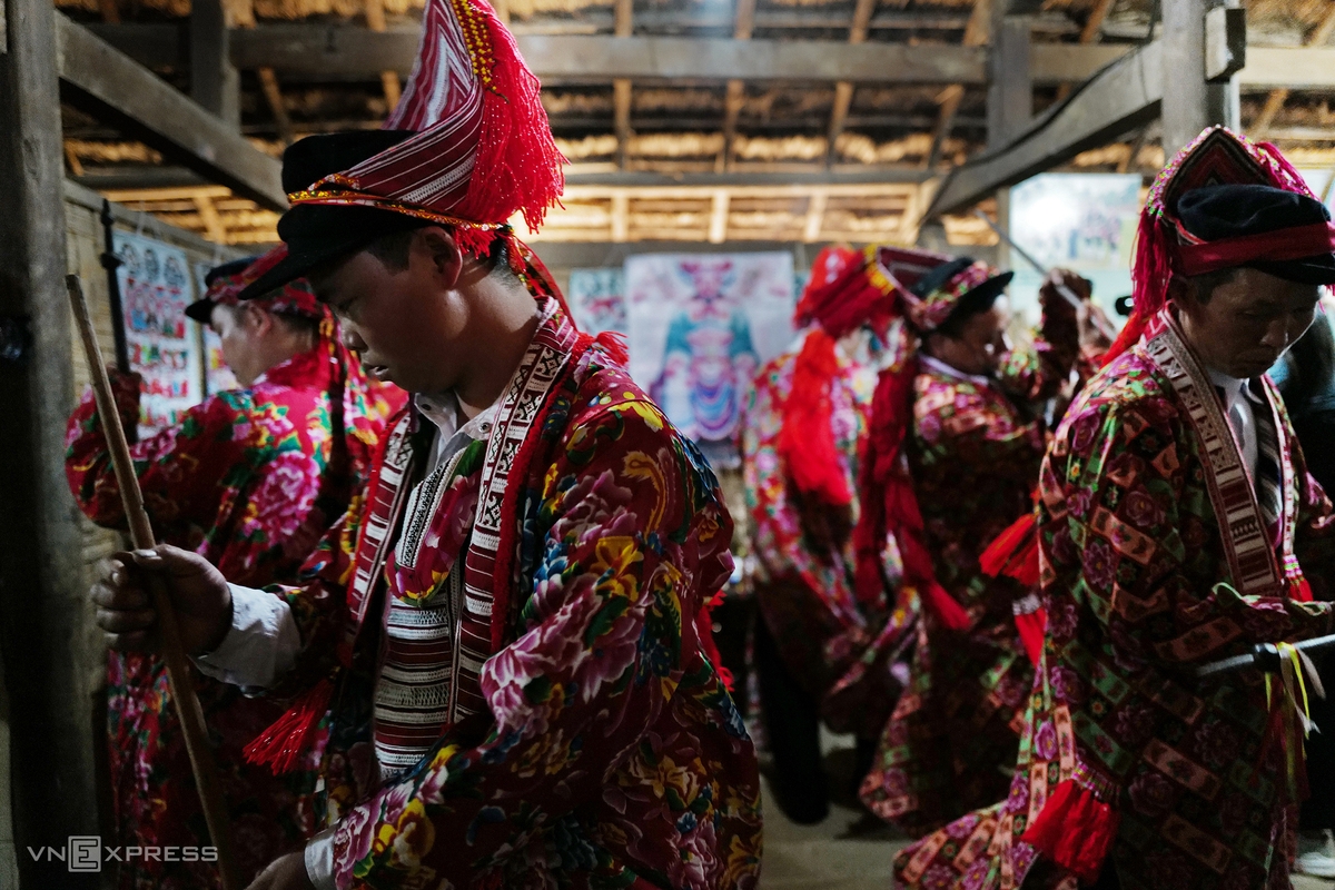 Ban Vuong festival of Dao ethnic group reenacted in Hanoi