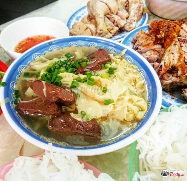 Vietnamese style duck vermicelli