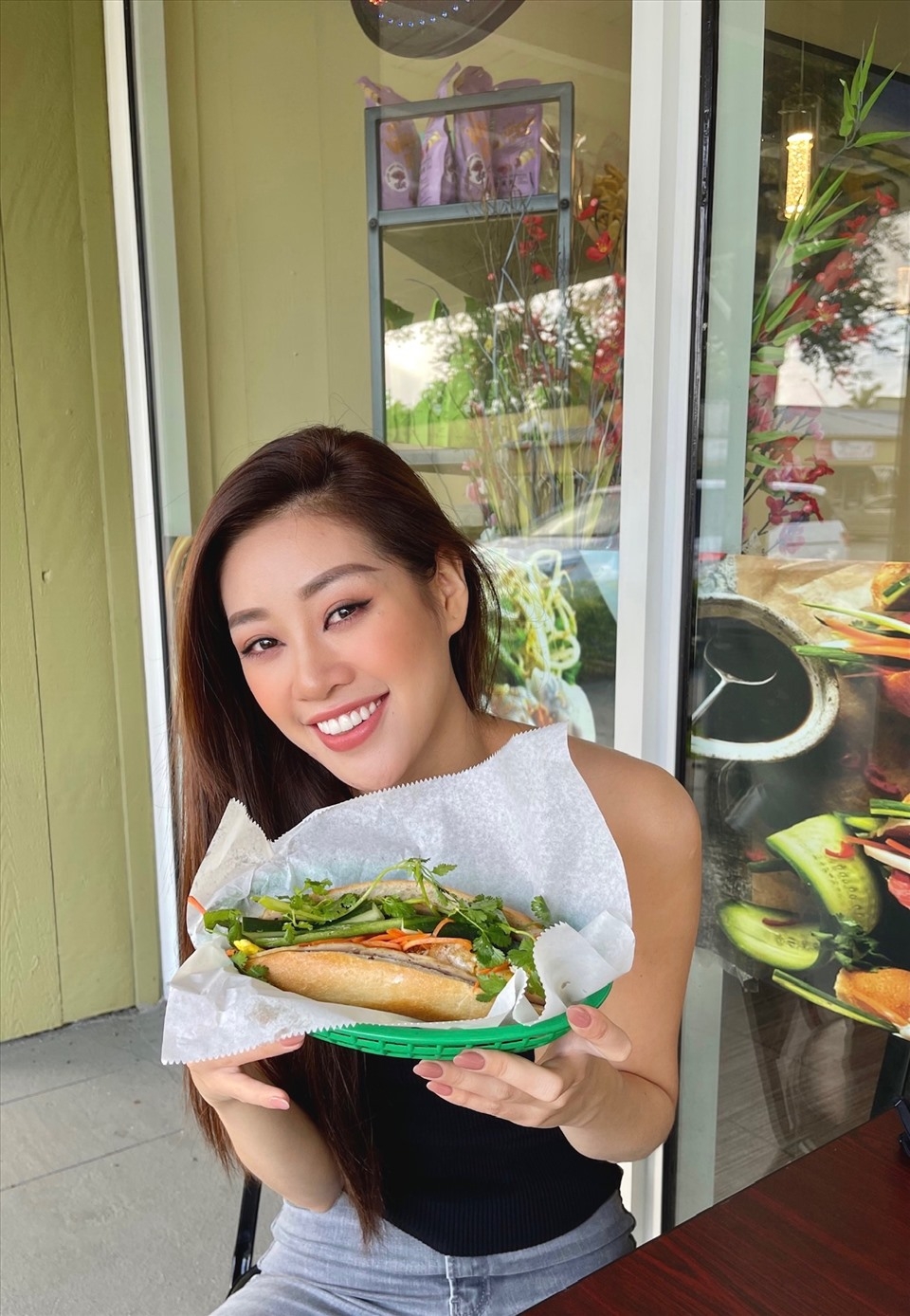 Vietnam's representative bewitching in evening gowns ahead of Miss Universe 2021