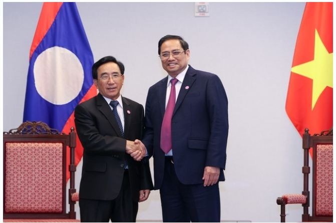 Vietnam and Laos Agree to Support Each Other at Multilateral Forums