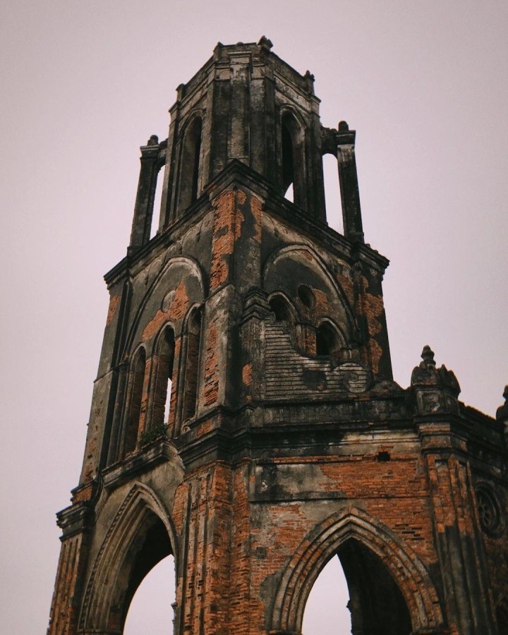 Beauty in Ruins: Pouring Church by the Beach of Nam Dinh Province