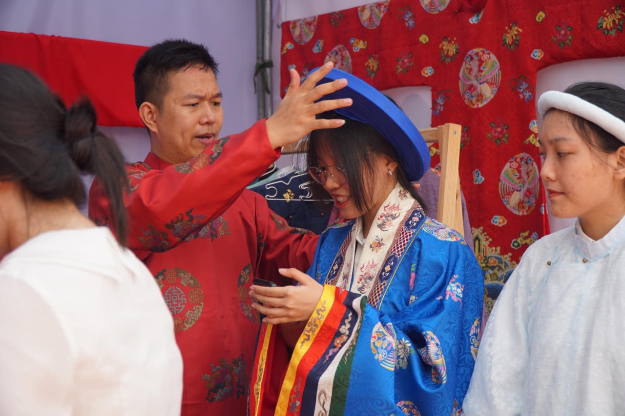 Vietnam Summer Fair - First Cultural-Industrial Fair Ever in Hue Vietnam Summer Fair - First Cultural-Industrial Fair Ever in Hue