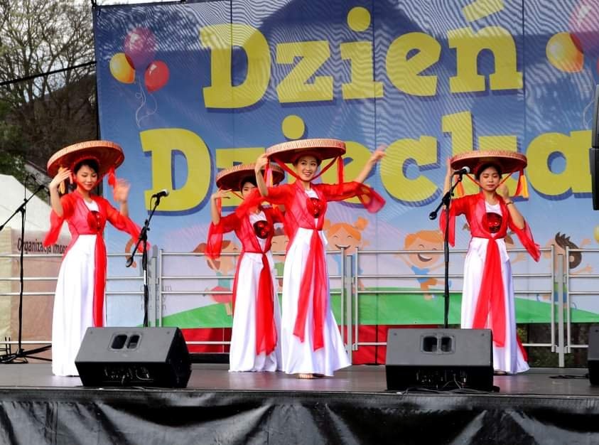 Vietnamese Embassy in Poland Celebrates International Children's day