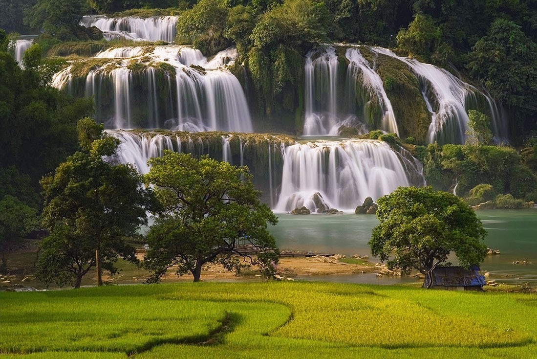 Ban Gioc Waterfall (Vietnam's Cao Bang Province) - A Masterpiece of Nature